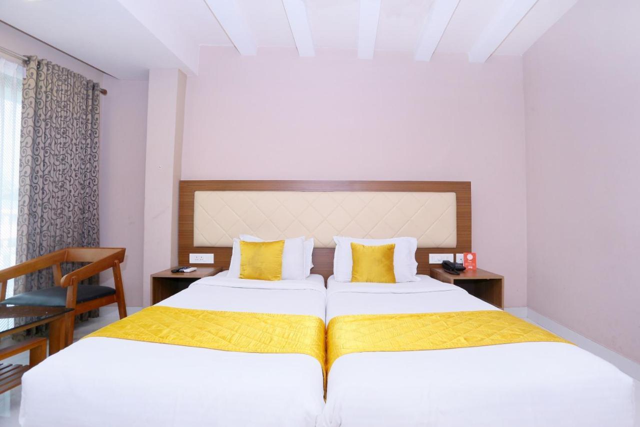 Oyo Flagship 25093 Hotel Thamam Kochi Buitenkant foto
