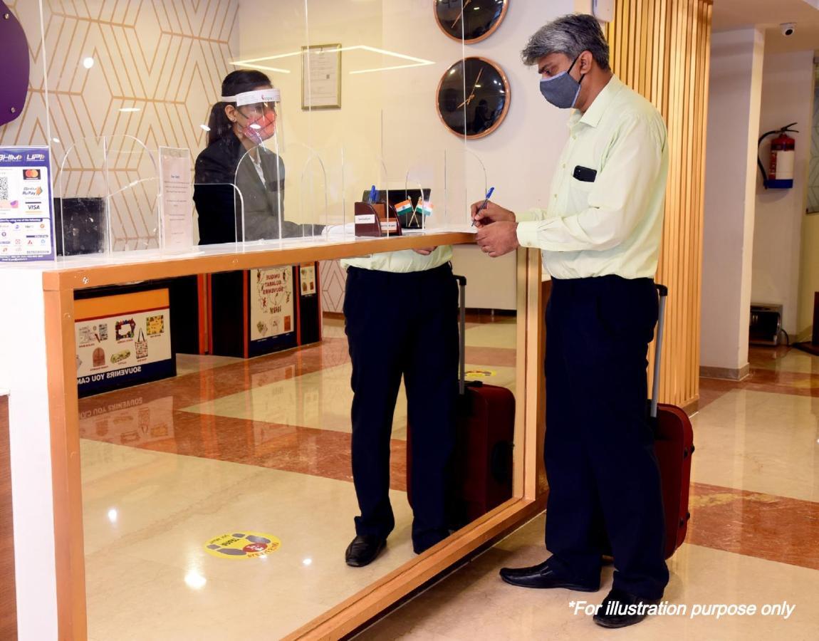 Oyo Flagship 25093 Hotel Thamam Kochi Buitenkant foto